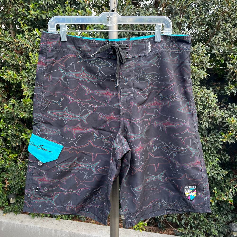 New with Tags Maui and Sons Shark Board Shorts Swim Retro Men’s 34 - Picture 2 of 11